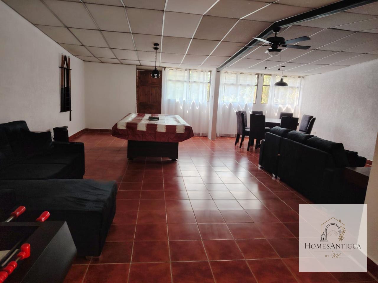 Propiedad grande en renta en Panorama (fuera de condominio ) — Casa en Alquiler en Antigua, Sacatepéquez — foto 10 de 12