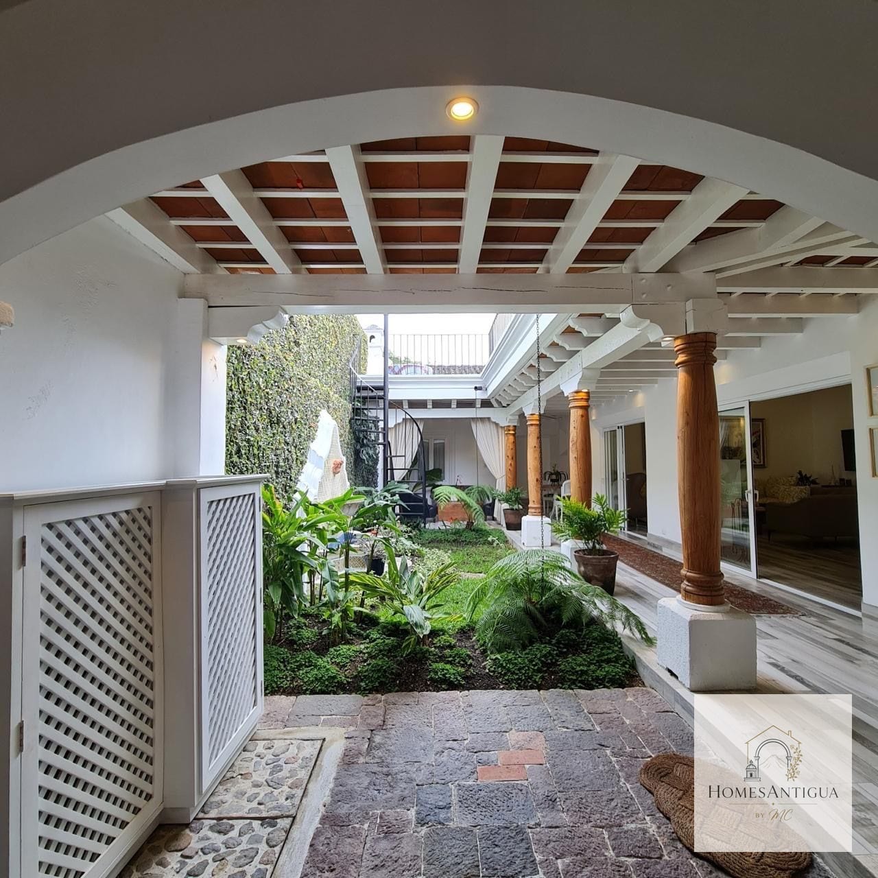 CASA EN VENTA & RENTA | 5 cuadras del parque ANTIGUA GUATEMALA — Casa en Venta en Antigua, Sacatepéquez — foto 6 de 15