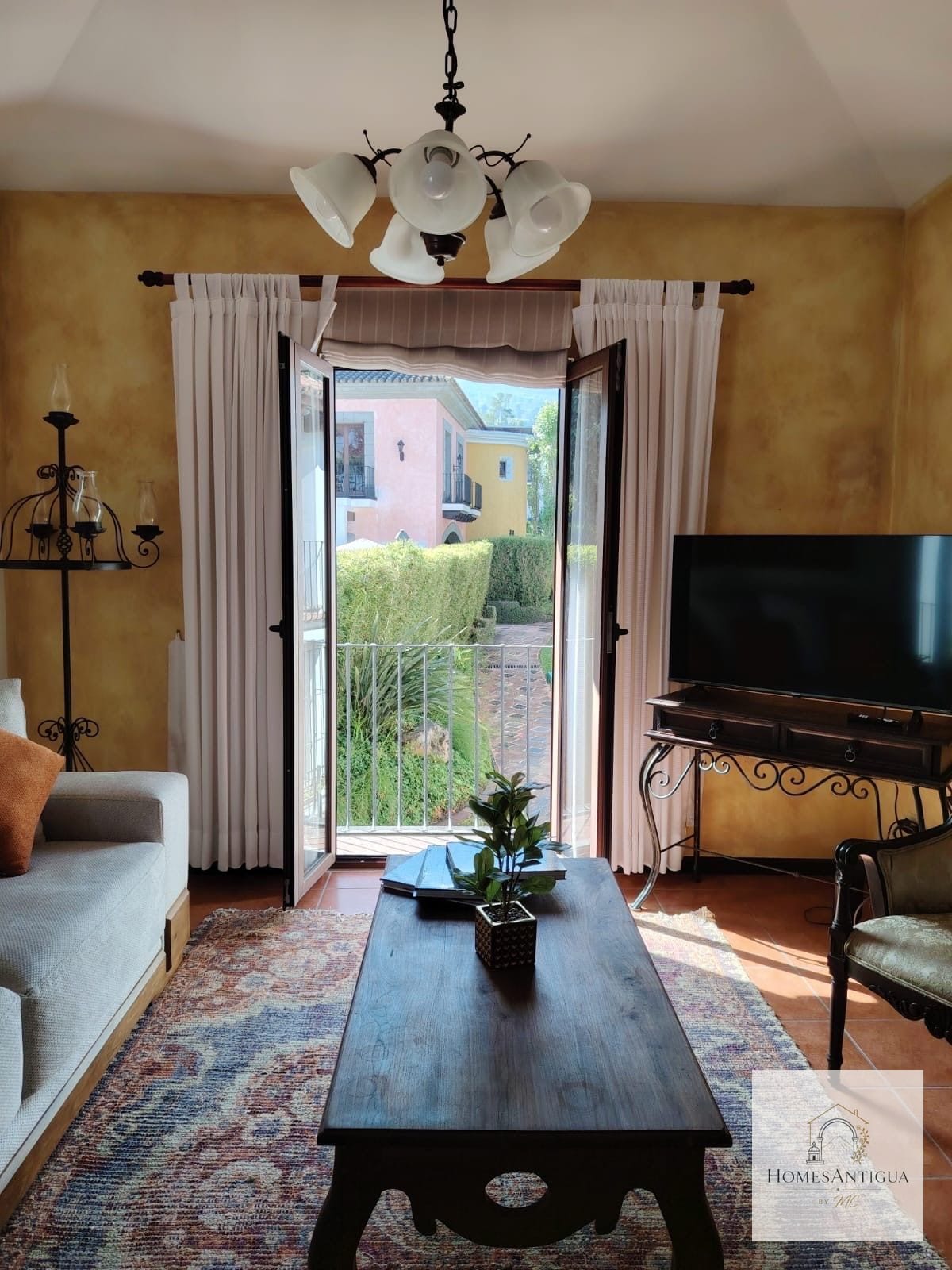 Venta de apartamento condominio San Juan del Obispo — Apartamento en Venta en Antigua, Sacatepéquez — foto 3 de 17