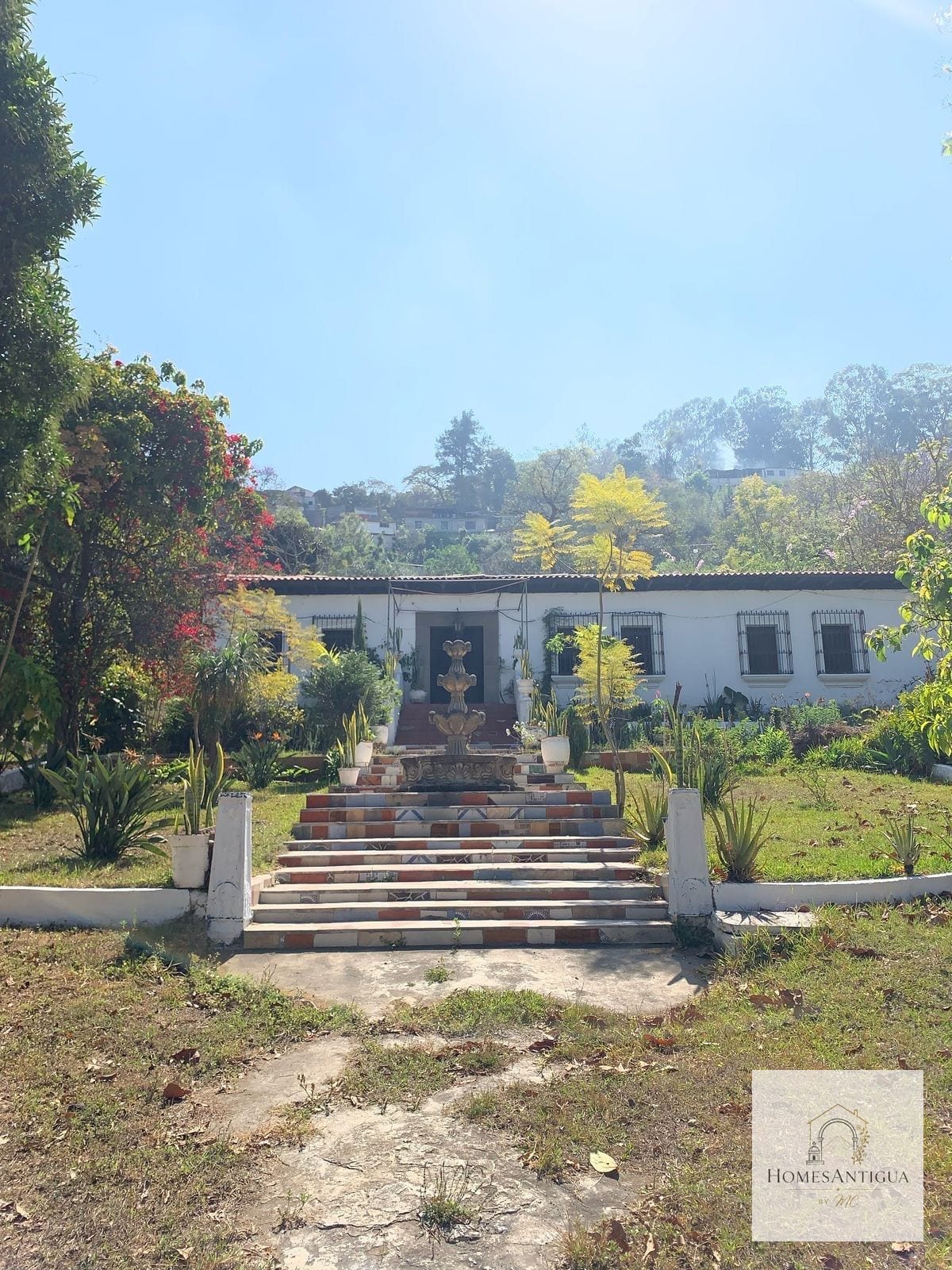 Terreno en Venta en Antigua Guatemala Sobre Carretera San Felipe â Terreno en Venta en Antigua, SacatepĂ©quez â foto 2 de 6