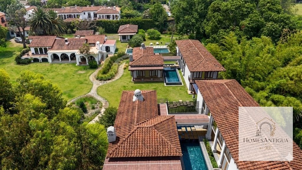 Casa en Venta en Jardines de Antigua | Venta en Planos — Casa en Venta en Antigua, Sacatepéquez — foto 1 de 6