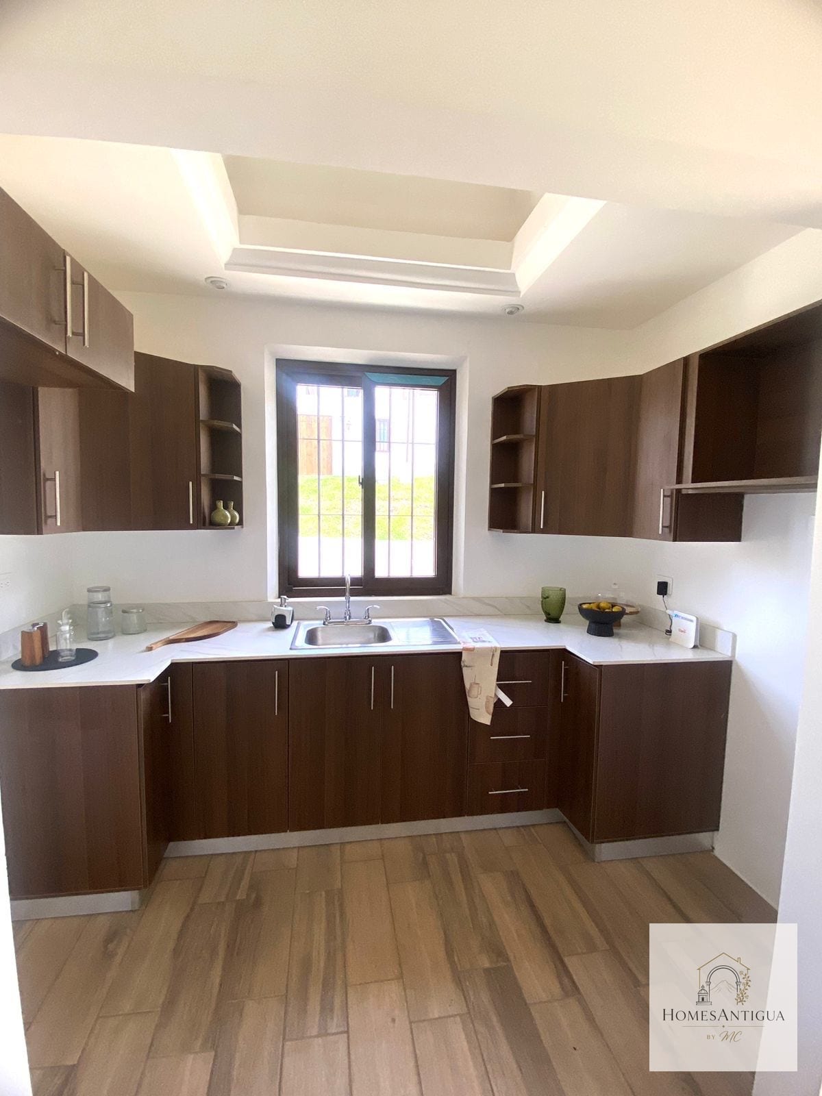 Casa en venta en Barrios Coloniales en construcción — Casa en Venta en San Pedro Las Huertas, Antigua, Sacatepéquez — foto 10 de 17