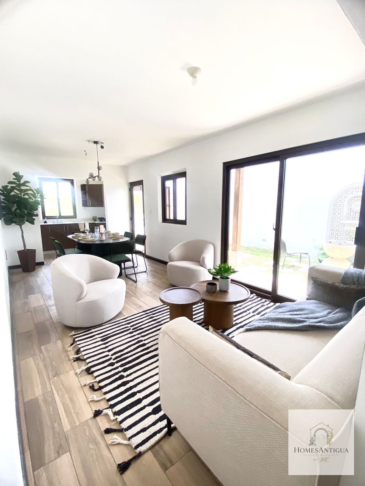 Casa en venta en Barrios Coloniales en construcción — Casa en Venta en San Pedro Las Huertas, Antigua, Sacatepéquez — foto 11 de 17