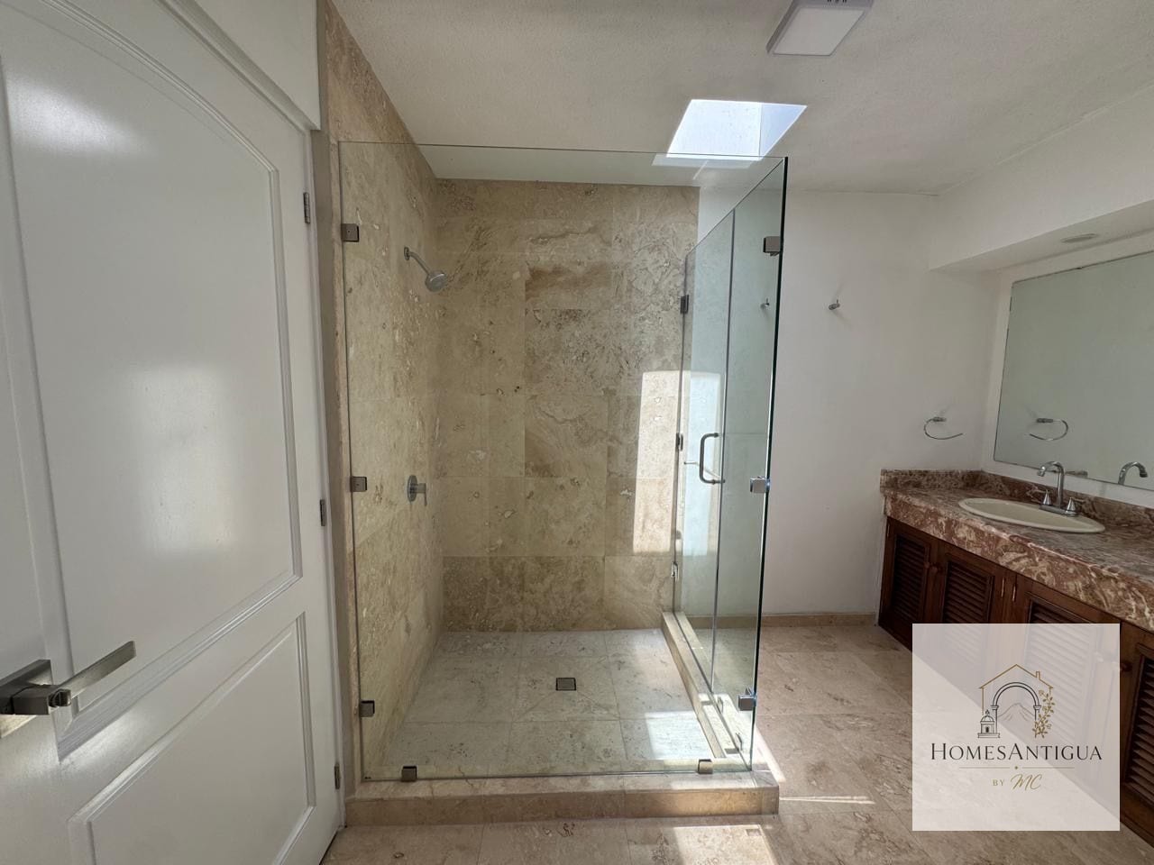 🏡 Casa en Alquiler – Zona 14 | Sector La Villa — Casa en Venta en Zona 14, Guatemala, Ciudad — foto 6 de 10
