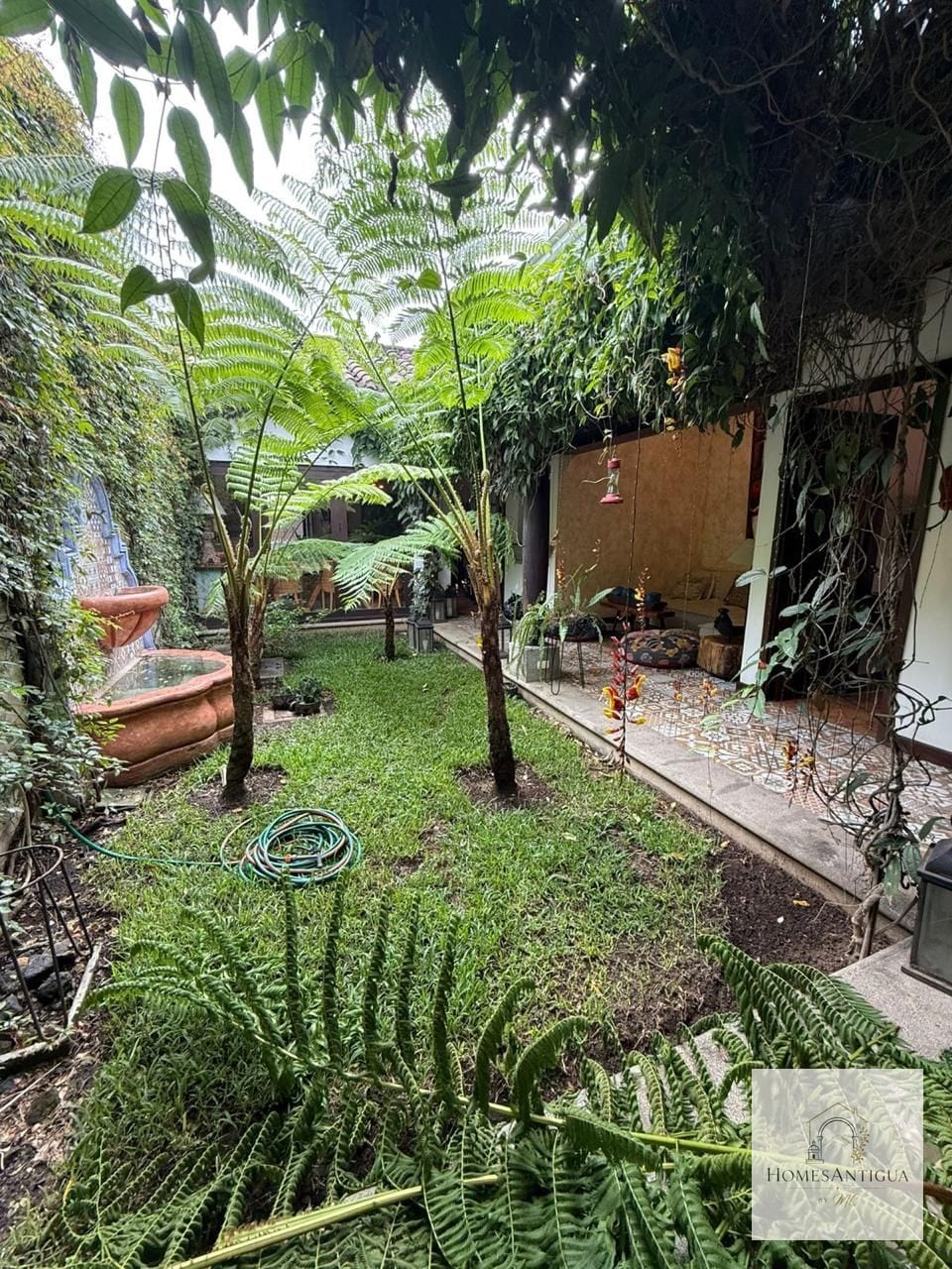 Casa en renta dentro de condominio área Panorama – Antigua Guatemala — Casa en Alquiler en Antigua, Sacatepéquez — foto 2 de 9