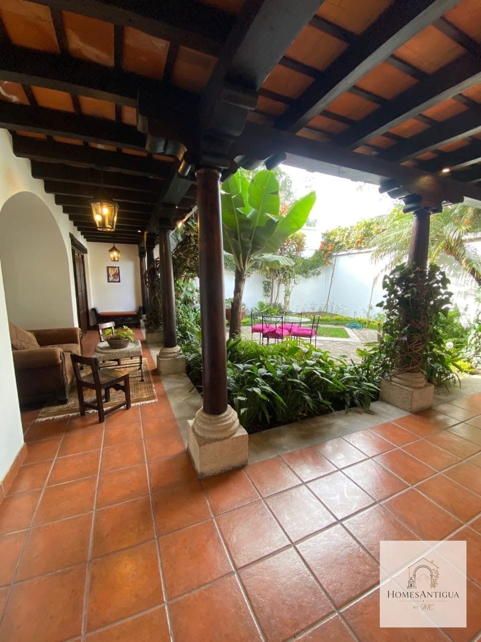 casa en renta ubicada en el área de Panorama, Antigua Guatemala — Casa en Alquiler en Antigua, Sacatepéquez — foto 1 de 16