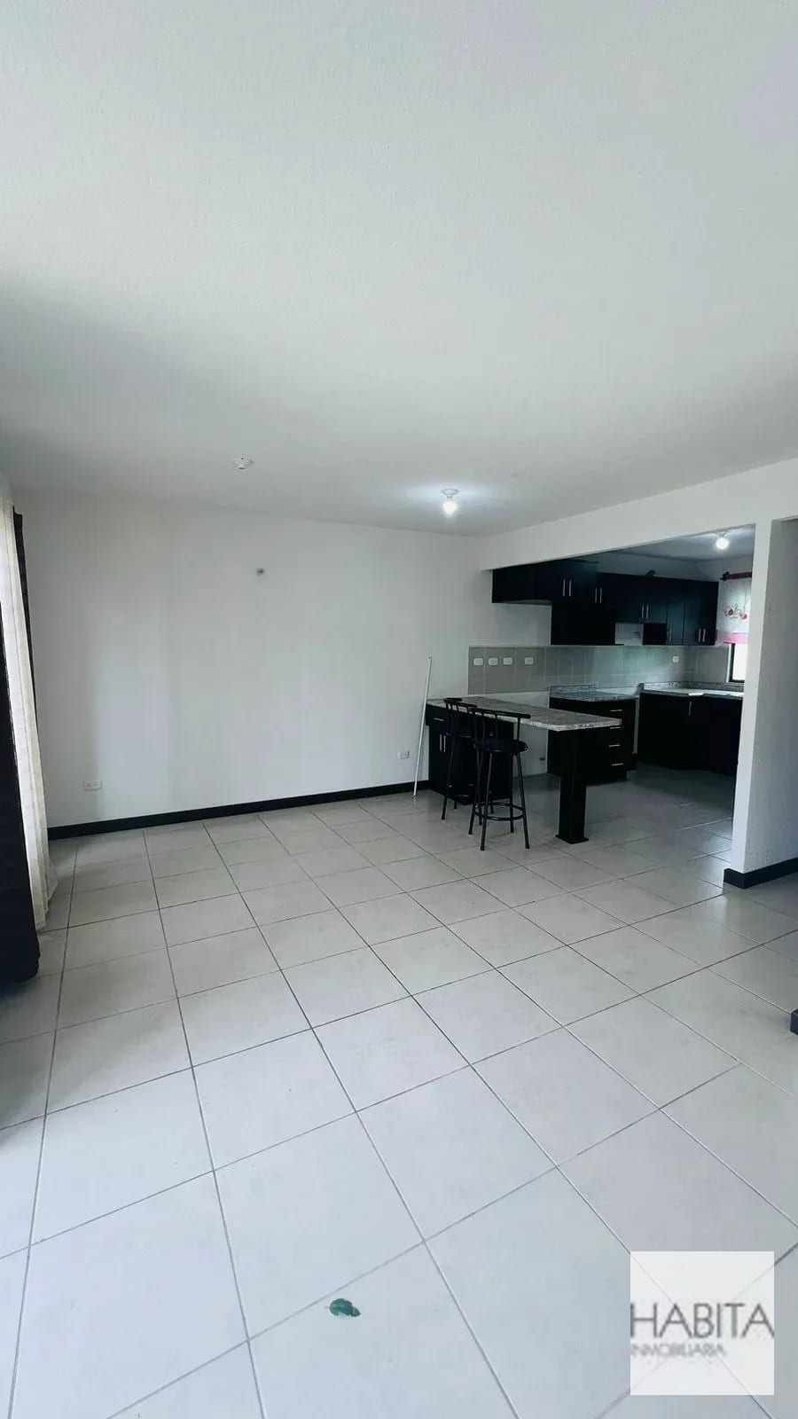 En Venta Casa en La Foret de Arrazola, km.24.5 carretera a Lo de Dieguez, Fraijanes — Casa en Venta en Carretera a El Salvador, Guatemala, Ciudad — foto 4 de 12