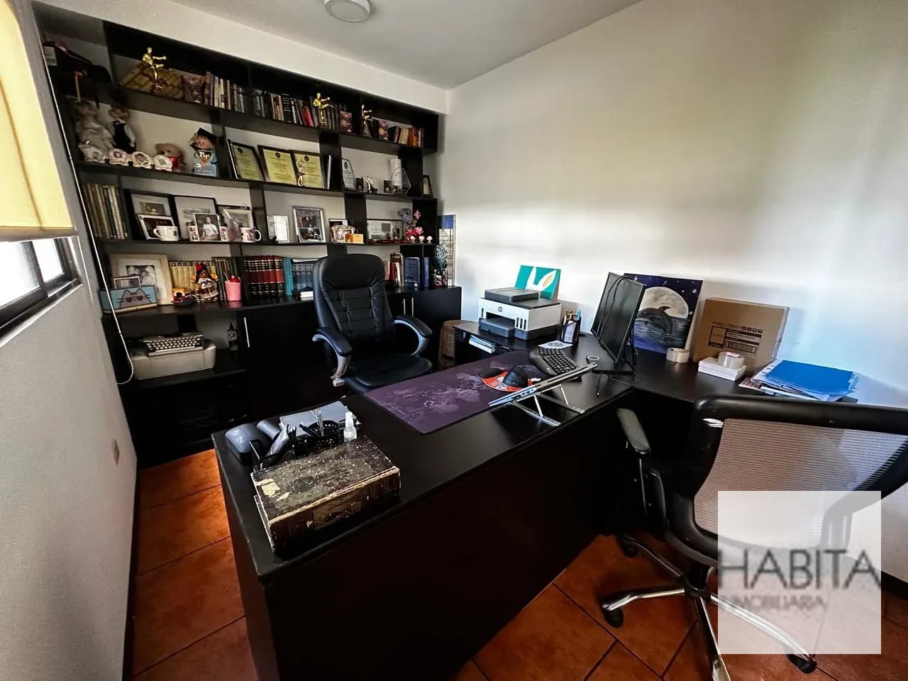 Casa para Vivienda/Oficina en zona 10 — Casa en Alquiler en Zona 10, Guatemala, Ciudad — foto 6 de 12