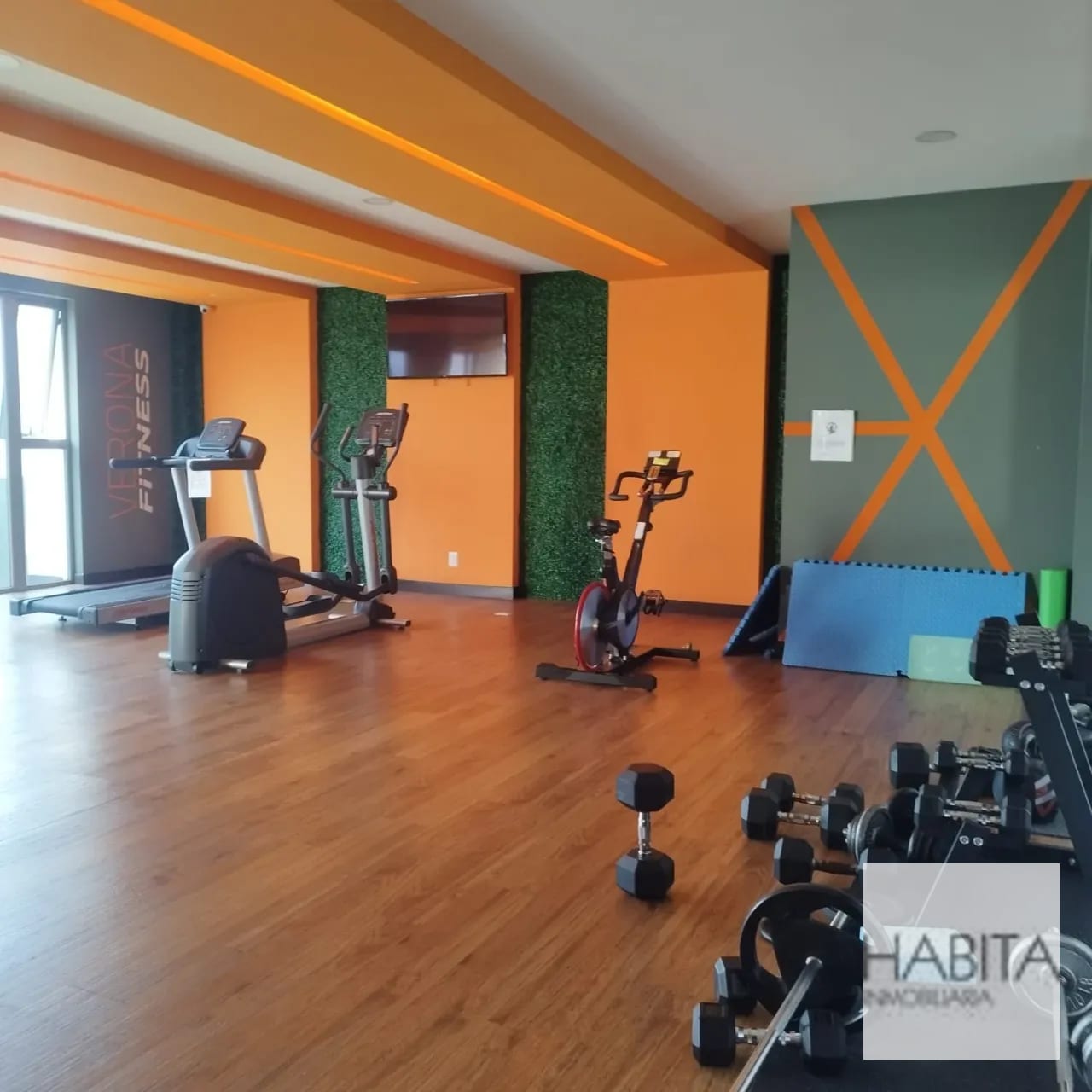 Apartamento en Renta Amueblado en Verona zona 10 — Apartamento en Alquiler en Zona 10, Guatemala, Ciudad — foto 12 de 16