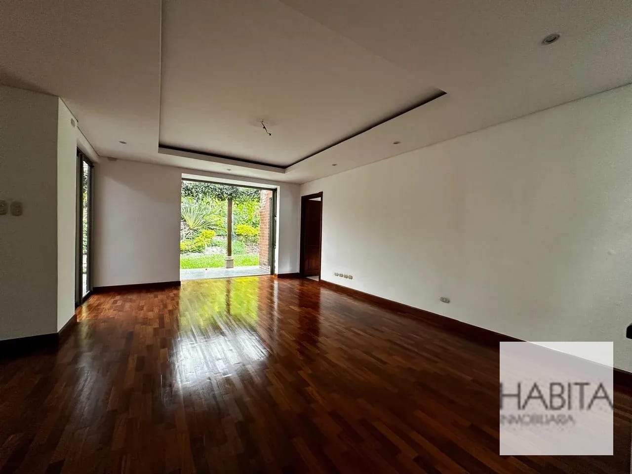 Residencia en Venta / Renta en Muxbal — Casa en Venta en Muxbal, Guatemala, Ciudad — foto 5 de 17