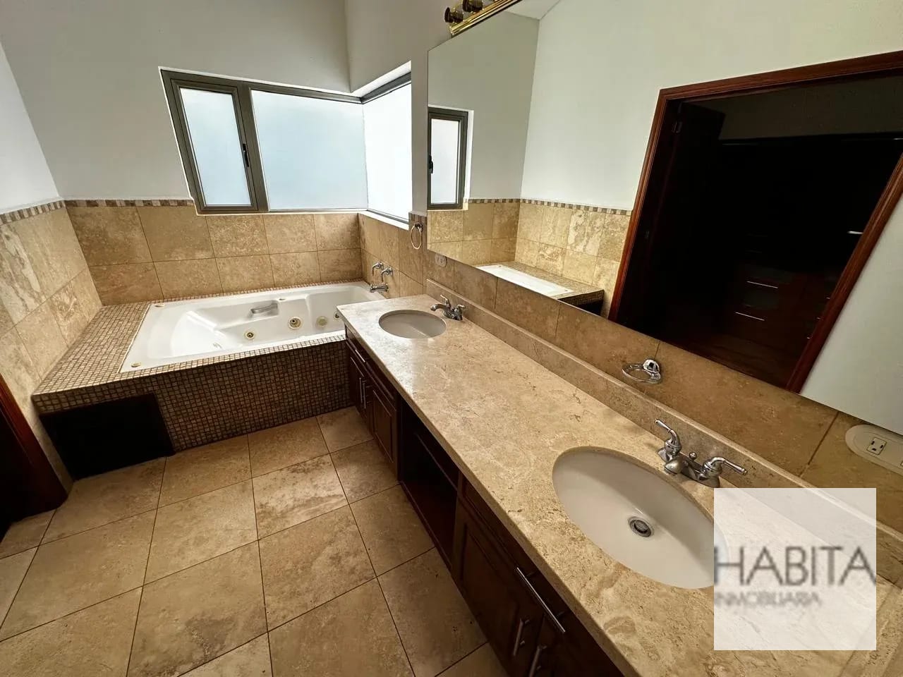 Residencia en Venta / Renta en Muxbal — Casa en Venta en Muxbal, Guatemala, Ciudad — foto 12 de 17