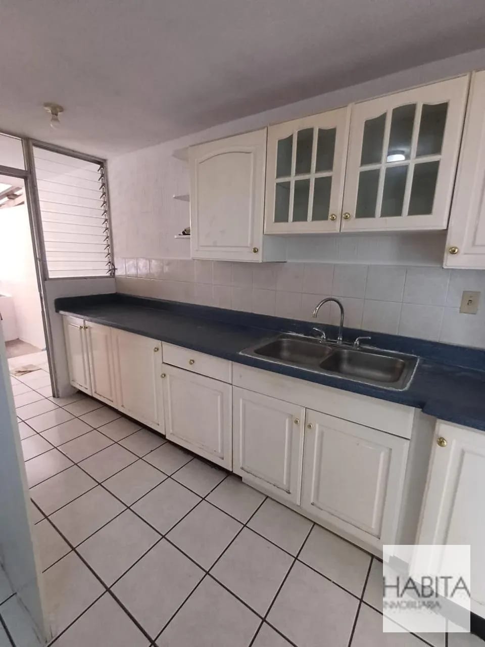 Townhouse en Venta en San Cristóbal — Casa vacacional en Venta en Zona 8 Mixco, Guatemala, Ciudad — foto 4 de 17