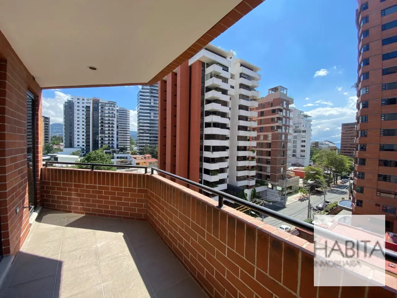 Alquiler de apartamento en Torre Condesa — Apartamento en Alquiler en Zona 14, Guatemala, Ciudad — foto 3 de 10