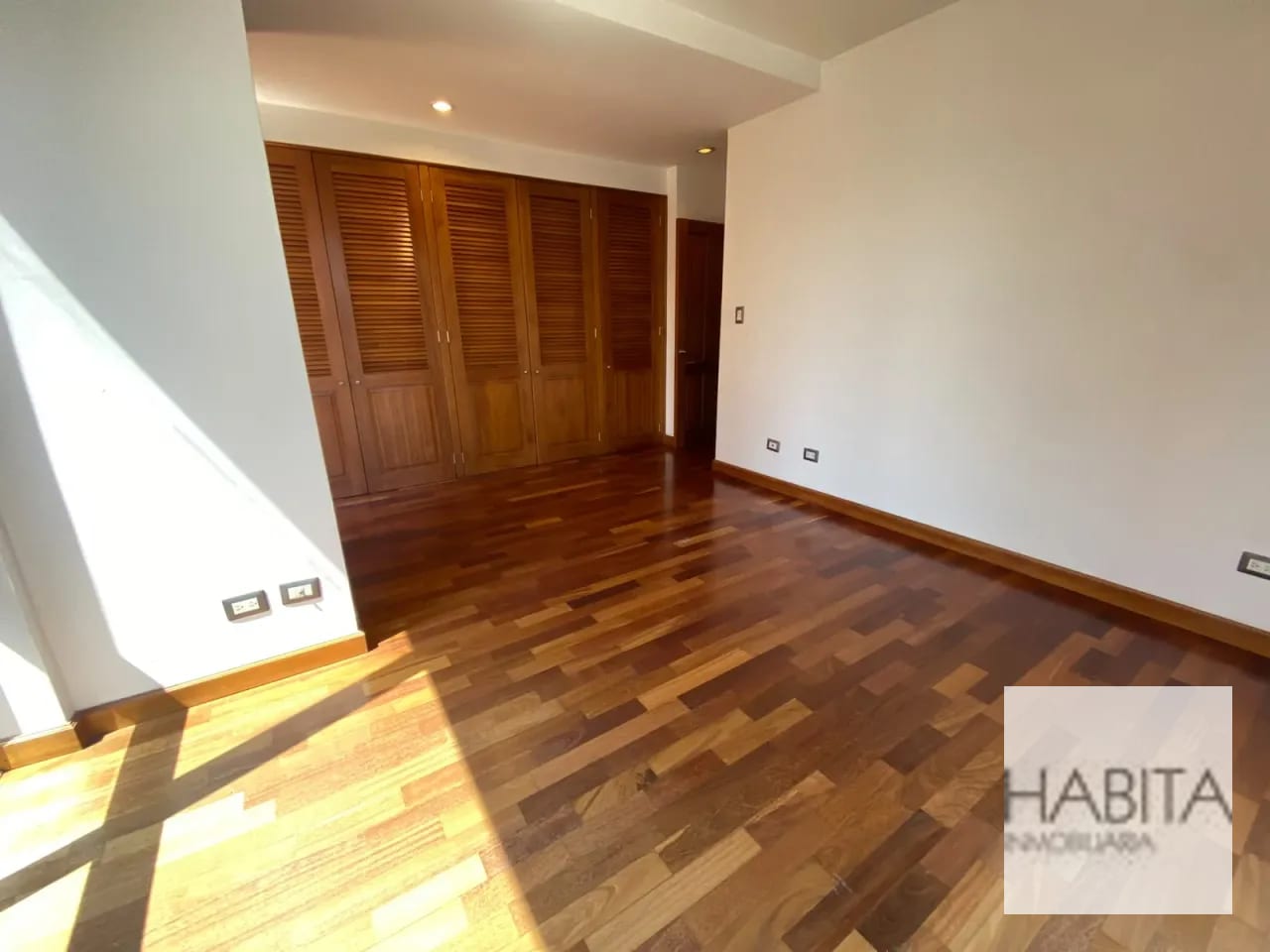 Alquiler de apartamento en Torre Condesa — Apartamento en Alquiler en Zona 14, Guatemala, Ciudad — foto 10 de 10