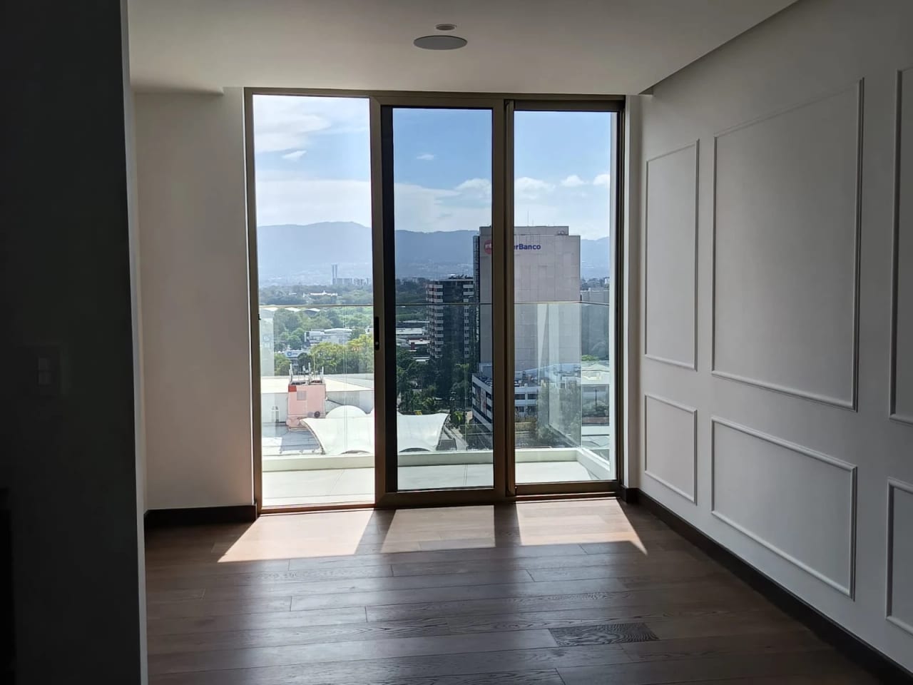 Apartamento en Venta en Zona 10 para Estrenar — Apartamento en Venta en Atarah, Zona 10, Guatemala, Ciudad — foto 1 de 10