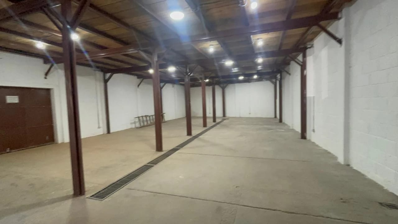 Bodega en renta en zona 5 fuera de garita — Bodega / Ofibodega en Alquiler en La Palmita, Zona 5, Guatemala, Ciudad — foto 1 de 9