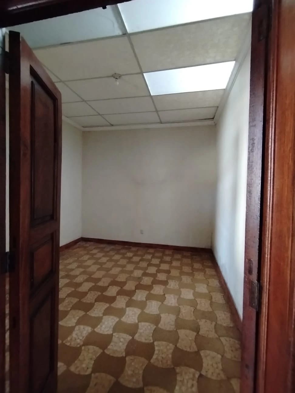 Oficina en Renta en Centro Historico — Oficina en Alquiler en Zona 1, Guatemala, Ciudad — foto 4 de 6