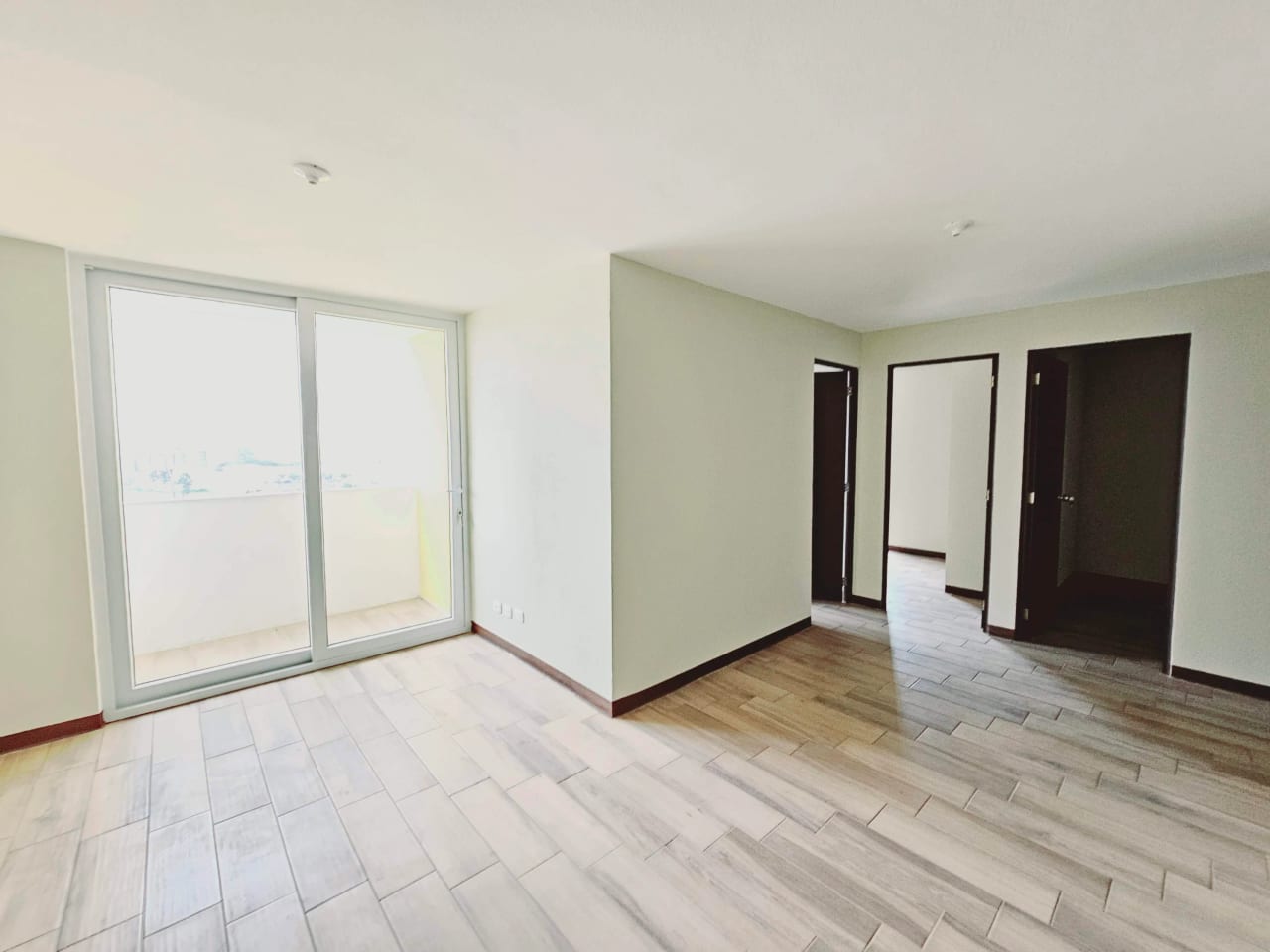 Apartamento en Venta en Zona 4 de Mixco — Apartamento en Venta en Bosques de San Nicolás, Zona 4 Mixco, Guatemala, Ciudad — foto 3 de 7