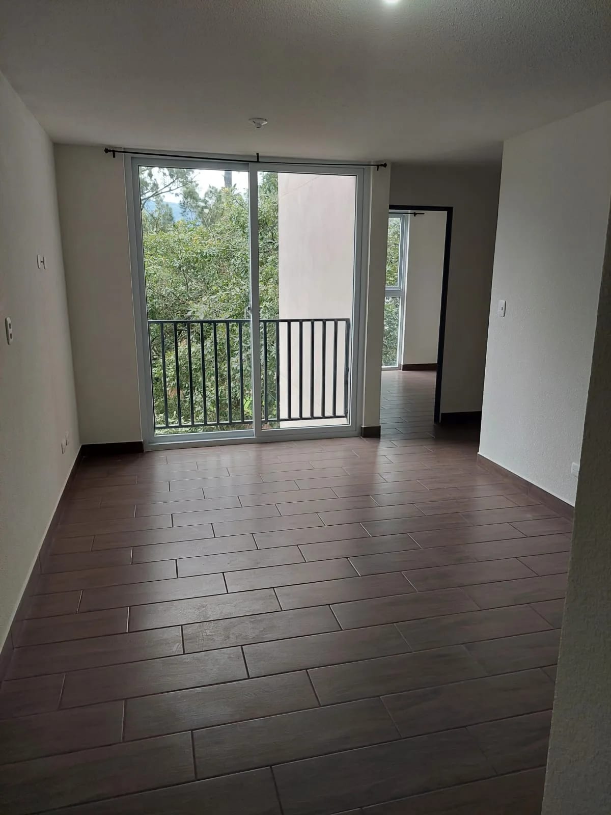 Apartamento en Venta en Ami Zona 10 de Mixco — Apartamento en Venta en Zona 10 Mixco, Guatemala, Ciudad — foto 1 de 9