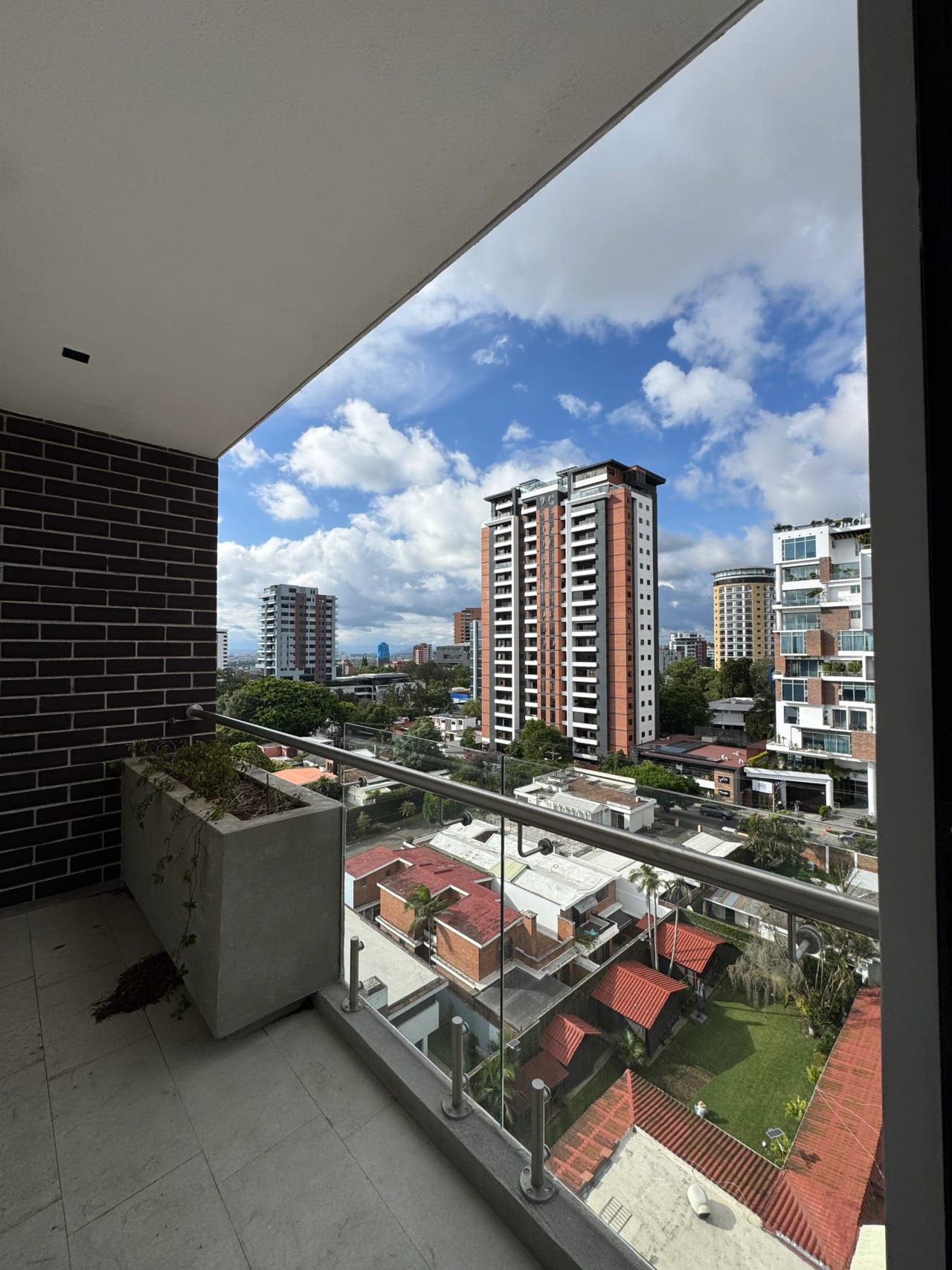 Apartamento en Venta en Zona 15 — Apartamento en Venta en Vila Quince, Zona 15, Guatemala, Ciudad — foto 1 de 7