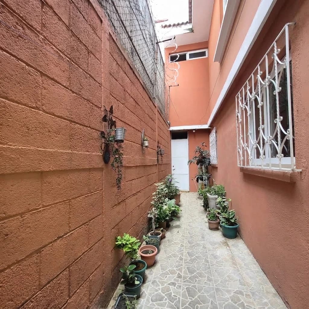Casa en Venta en Zona 21 — Casa en Venta en Zona 21, Guatemala, Ciudad — foto 5 de 7