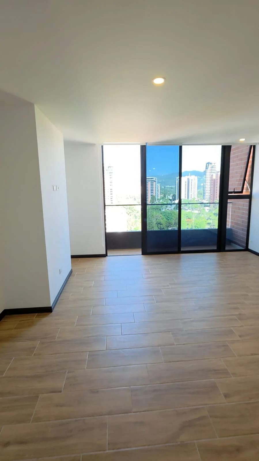 Apartamento Essenza 3 habitaciones zona 13 — Apartamento en Alquiler en Zona 13, Guatemala, Ciudad — foto 8 de 10