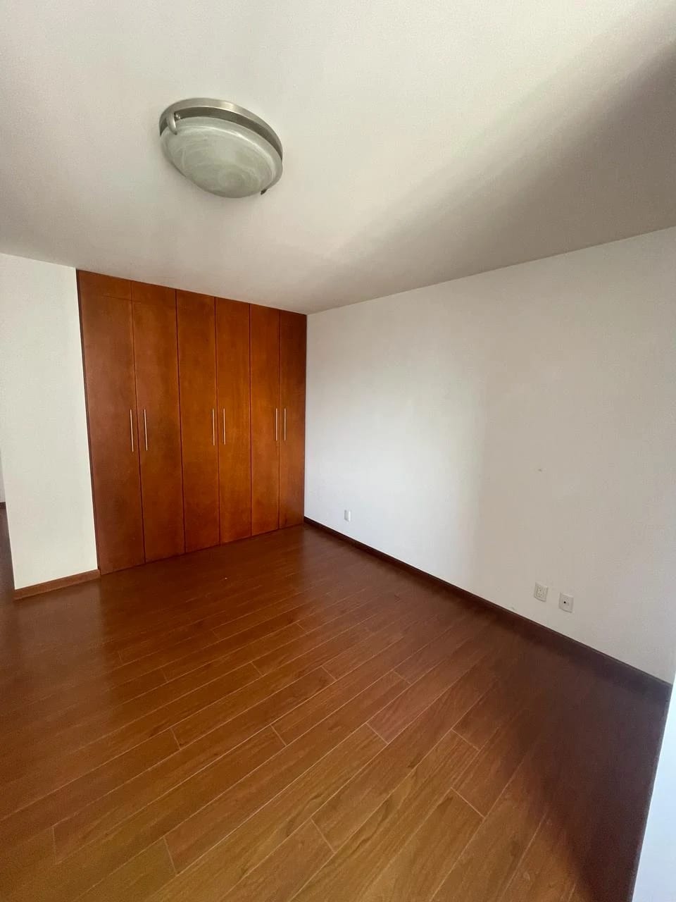 Renta Boticcelli zona 15 3 Hab + Cuarto Servicio — Apartamento en Alquiler en Boticelli, Zona 15, Guatemala, Ciudad — foto 7 de 15