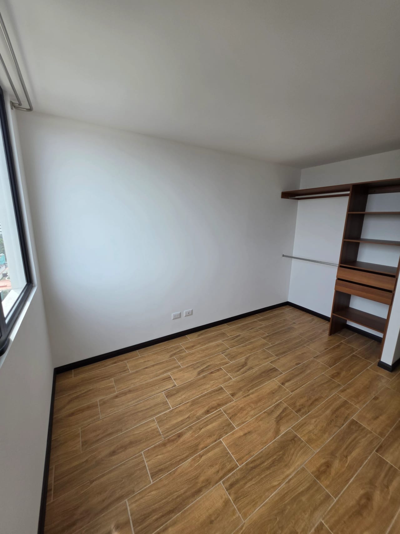 Renta apartamento Essenza z13 2 habitaciones — Apartamento en Alquiler en Essenza, Zona 13, Guatemala, Ciudad — foto 2 de 7