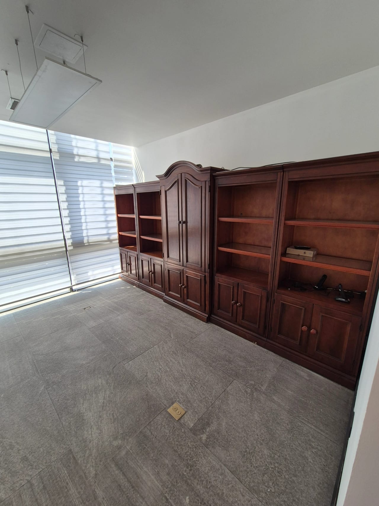 Oficina Renovati en Venta — Clínica en Venta en Renovati, Zona 10, Guatemala, Ciudad — foto 7 de 8