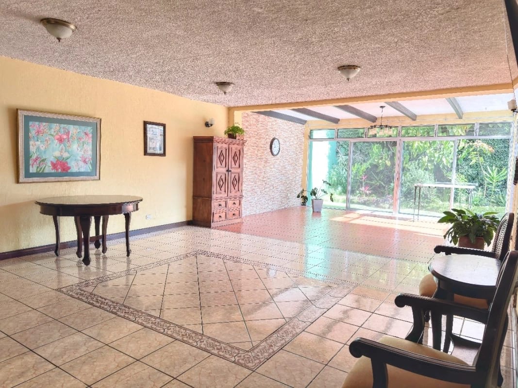 Casa venta zona 16 Colonia Lourdes — Casa en Venta en Lourdes, Zona 16, Guatemala, Ciudad — foto 6 de 13