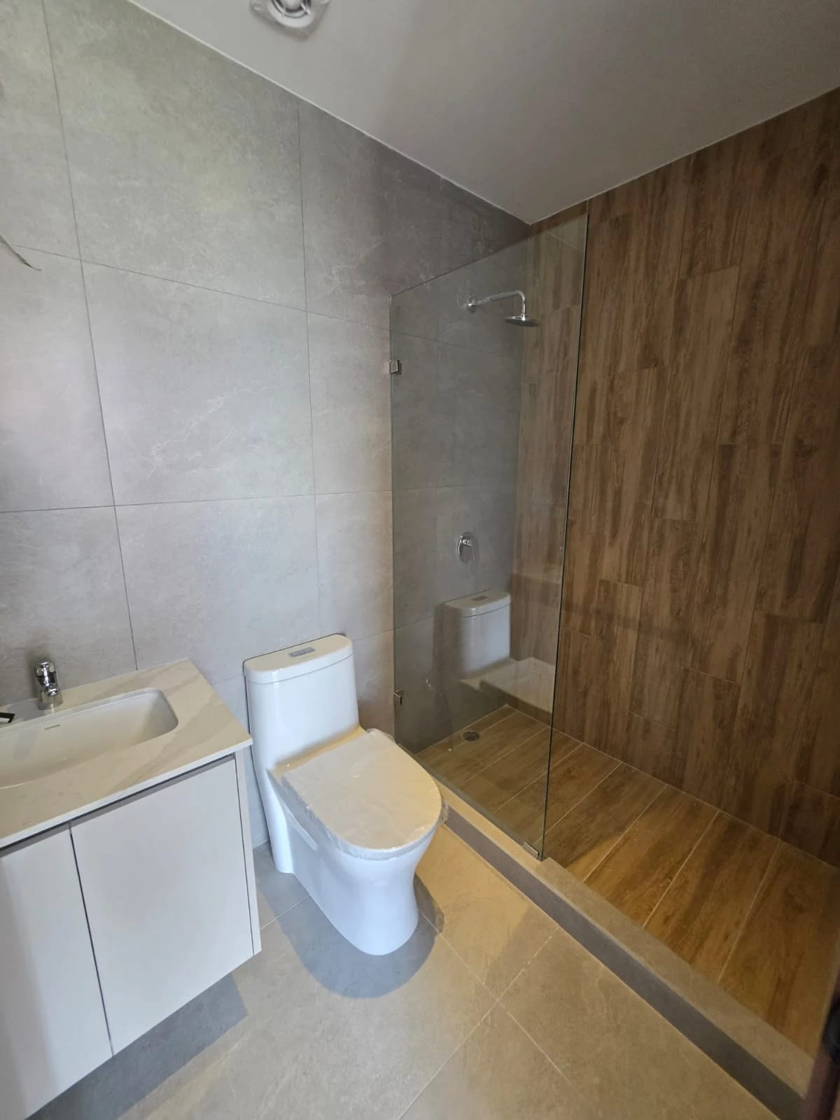 Apartamento renta Abitare zona 13 3 habitaciones - Image 3