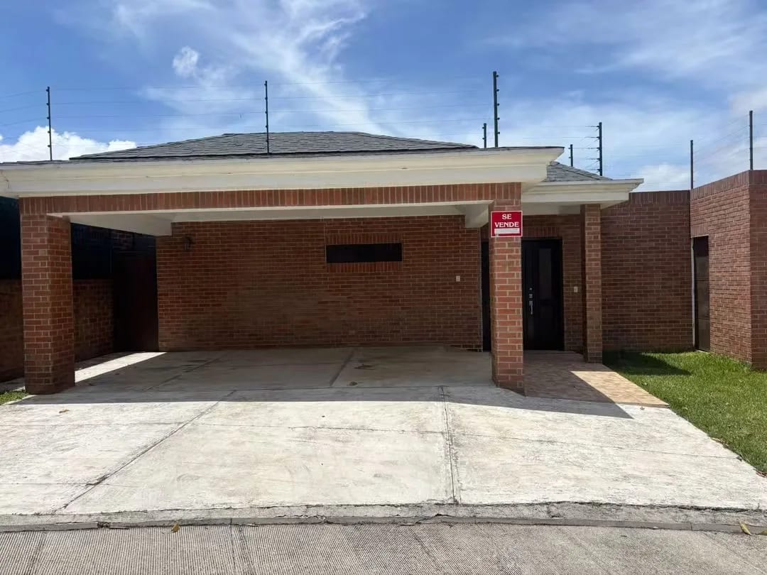 Casa Venta Buenafuente CAES 16.5 con 1 hab y cuarto servicio — Casa en Venta en Buena Fuente, Carretera a El Salvador, Guatemala, Ciudad — foto 2 de 17