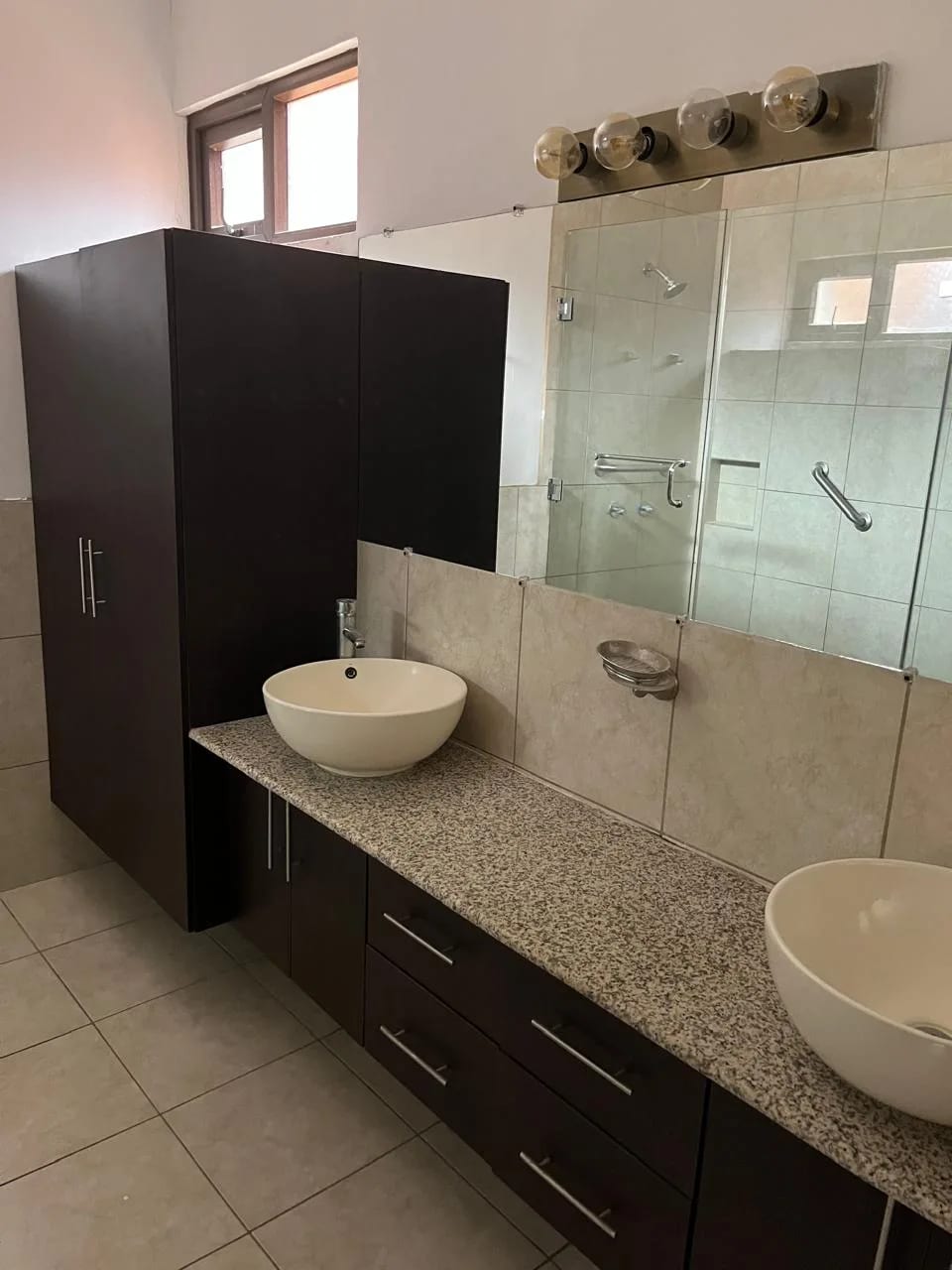 Casa Venta Buenafuente CAES 16.5 con 1 hab y cuarto servicio — Casa en Venta en Buena Fuente, Carretera a El Salvador, Guatemala, Ciudad — foto 6 de 17