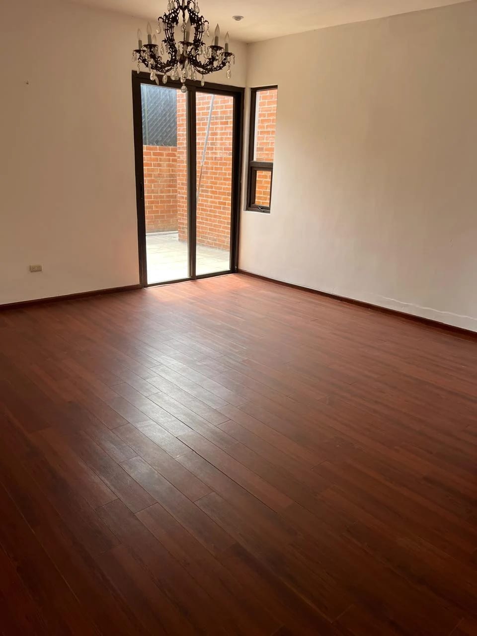 Casa Venta Buenafuente CAES 16.5 con 1 hab y cuarto servicio — Casa en Venta en Buena Fuente, Carretera a El Salvador, Guatemala, Ciudad — foto 10 de 17