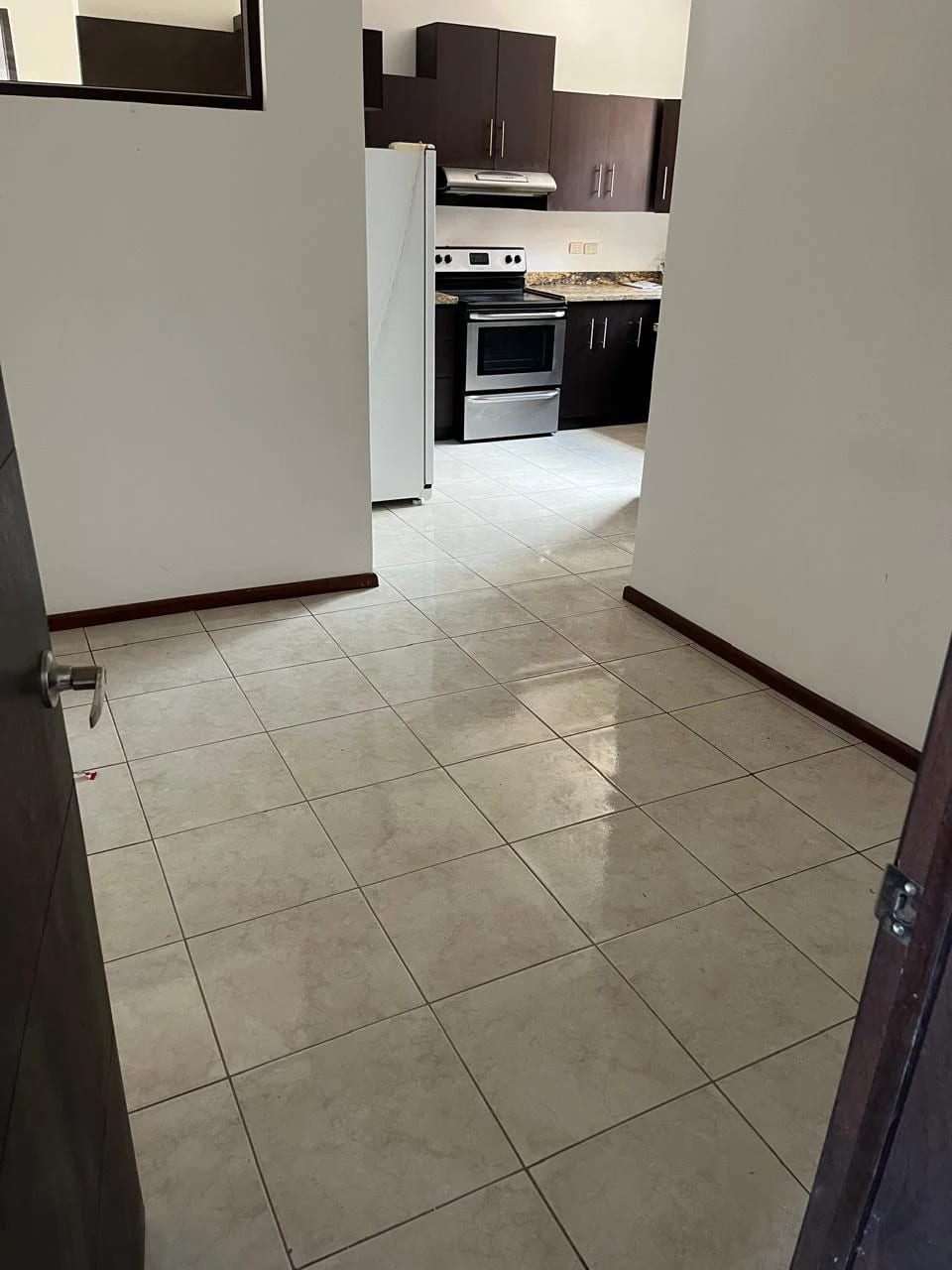 Casa Venta Buenafuente CAES 16.5 con 1 hab y cuarto servicio — Casa en Venta en Buena Fuente, Carretera a El Salvador, Guatemala, Ciudad — foto 15 de 17