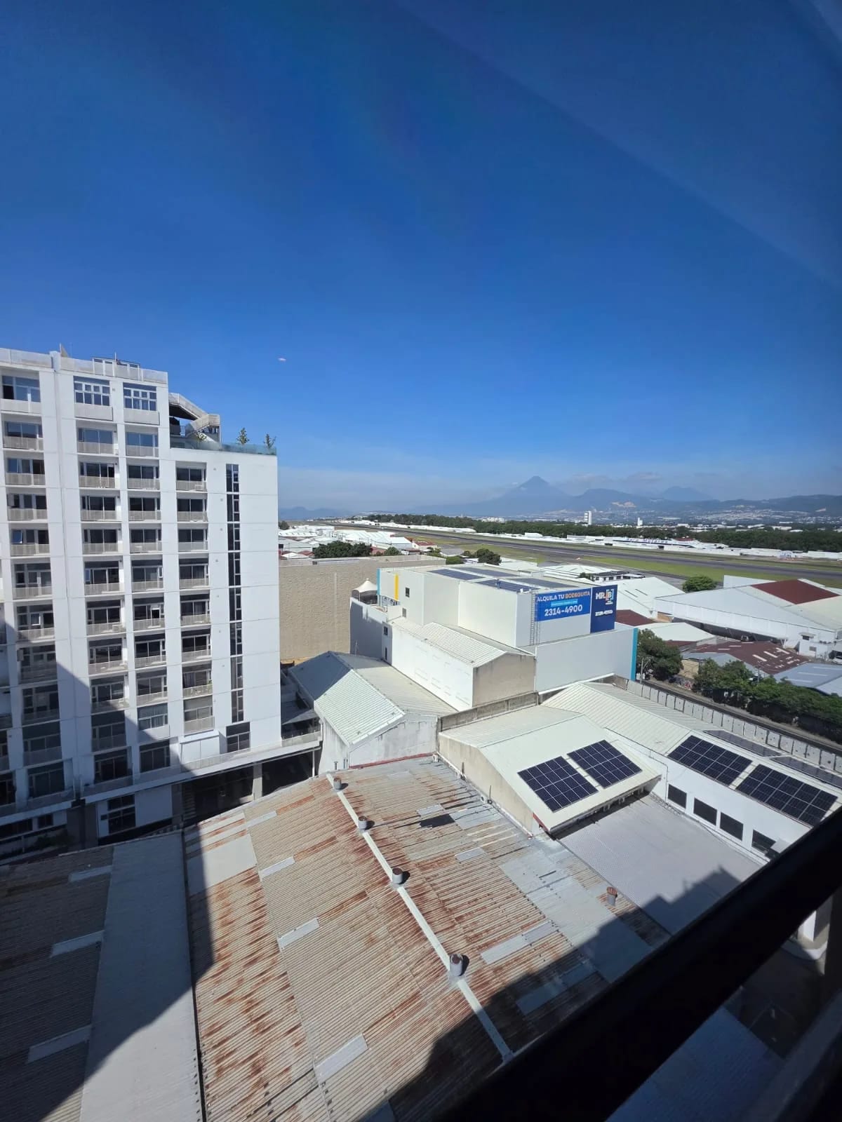 Apartamento Aure 3 habitaciones vista al aeropuerto zona 13 — Apartamento en Venta en Aure, Zona 13, Guatemala, Ciudad — foto 4 de 12