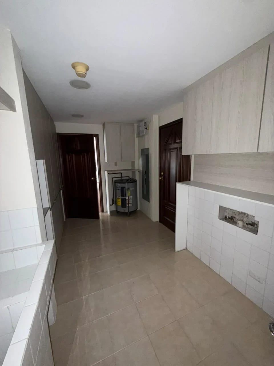 Apartamento en Venta Edificio Premiere Plaza Zona 10 — Apartamento en Venta en Zona 10, Guatemala, Ciudad — foto 3 de 13