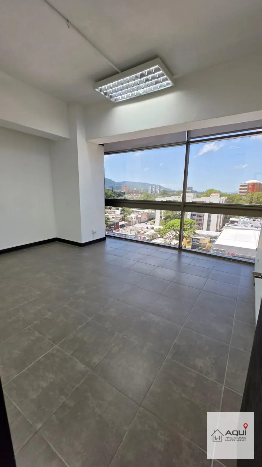 Se Renta Oficina en Edificio Torino 2, Zona 10 — Oficina en Alquiler en Torino, Zona 10, Guatemala, Ciudad — foto 11 de 11