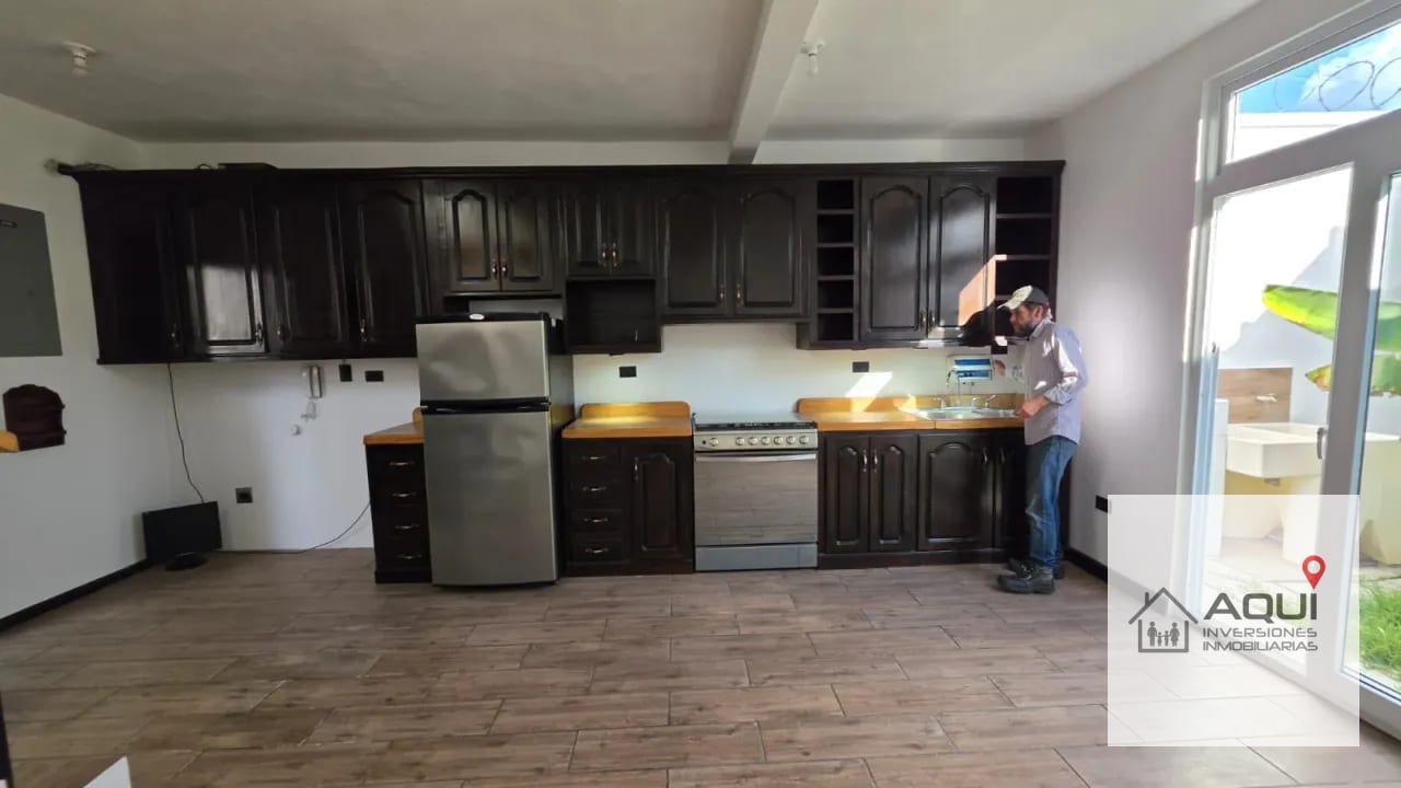 ¡se Renta Casa de 3 Niveles en Zona 15, Cerca de Hospital el Pilar! — Casa en Alquiler en Vista Hermosa I, Zona 15, Guatemala, Ciudad — foto 3 de 17