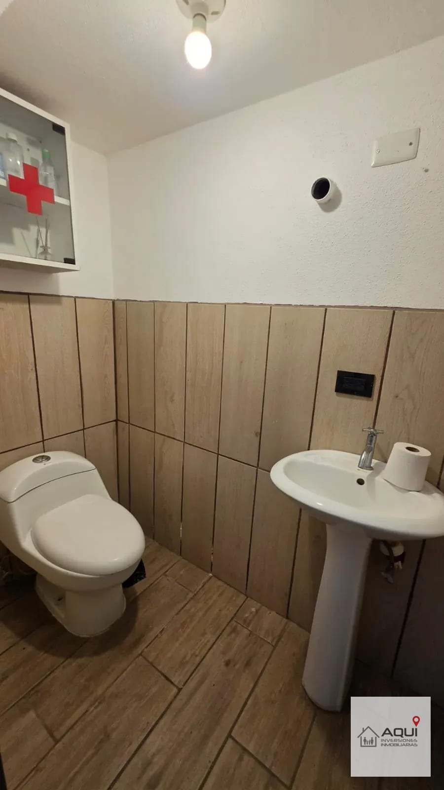 ¡se Renta Casa de 3 Niveles en Zona 15, Cerca de Hospital el Pilar! — Casa en Alquiler en Vista Hermosa I, Zona 15, Guatemala, Ciudad — foto 5 de 17