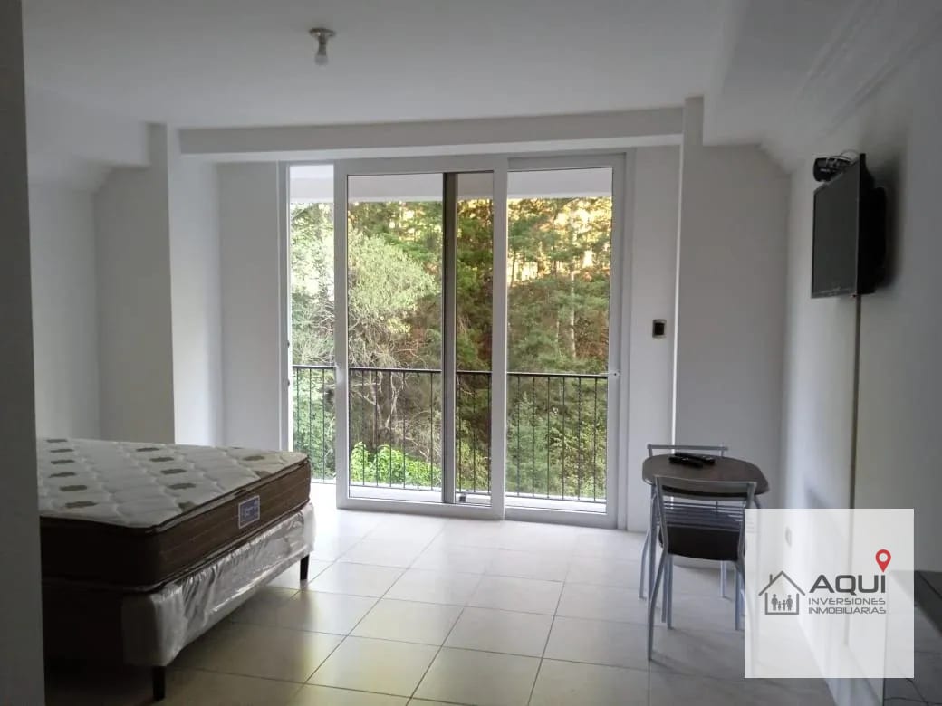 Se Renta Apartamento en zona 16 — Apartamento en Venta en La Montaña, Zona 16, Guatemala, Ciudad — foto 1 de 5