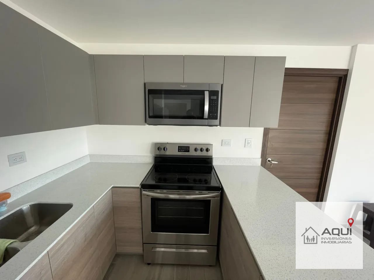 ¡se Renta Hermoso Apartamento en Parque 10! — Apartamento en Alquiler en Parque 10, Zona 10, Guatemala, Ciudad — foto 12 de 12