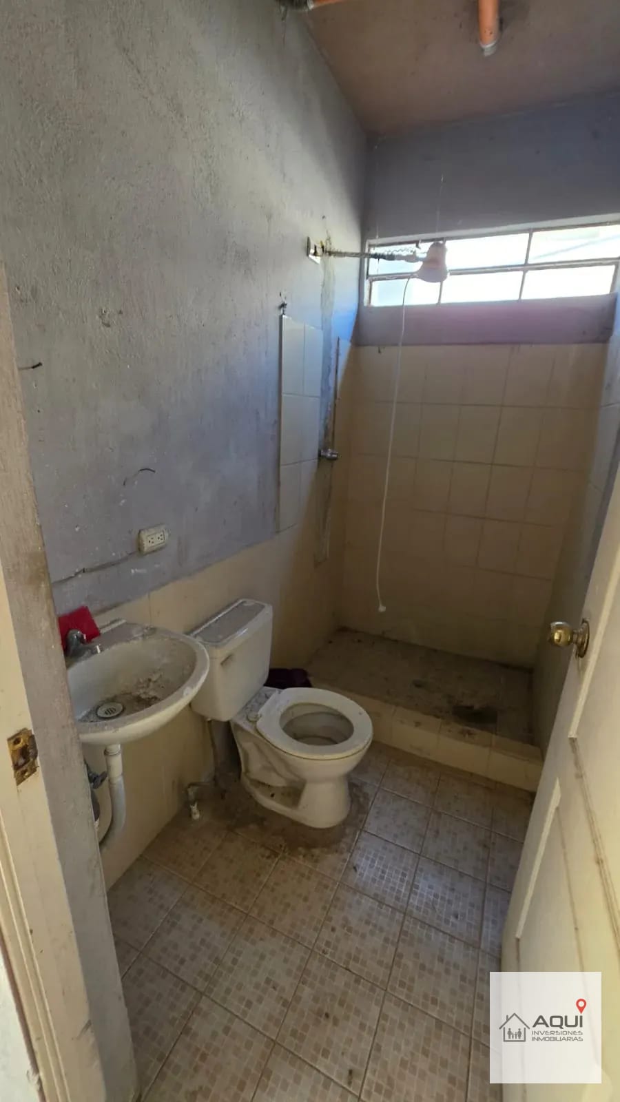 Se vende Amplia Casa en Zona 8 de Villa Nueva — Casa en Venta en Planes de Bárcenas, Villa Nueva, Guatemala, Ciudad — foto 13 de 13