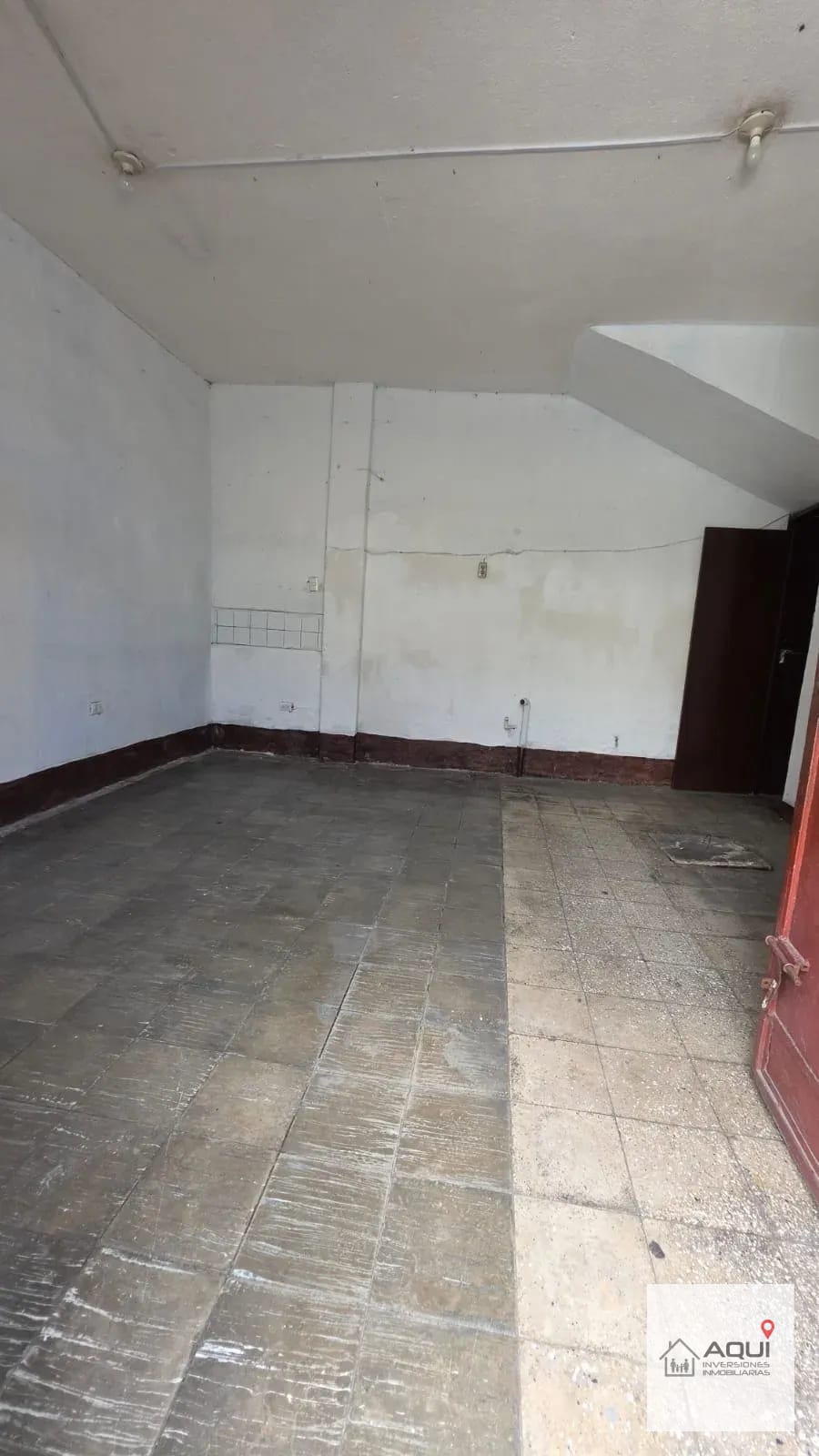 Se Renta Local Comercial en Zona 3, Sobre Avenida Elena — Local en Alquiler en Zona 3, Guatemala, Ciudad — foto 1 de 7