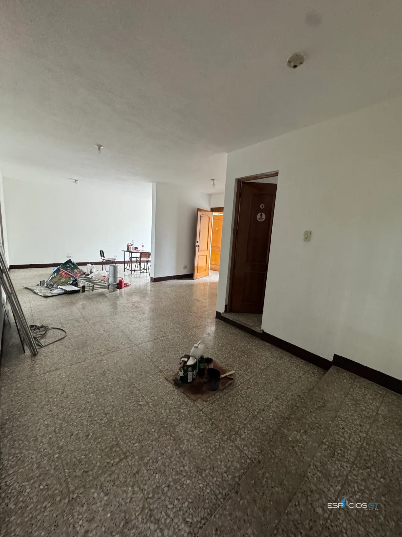 🏢 BODEGA IDEAL PARA GYM, ALMACENAMIENTO, ZONA 16 FRENTE A SANTA AMELIA — Bodega / Ofibodega en Alquiler en Santa Amelia, Zona 16, Guatemala, Ciudad — foto 11 de 12