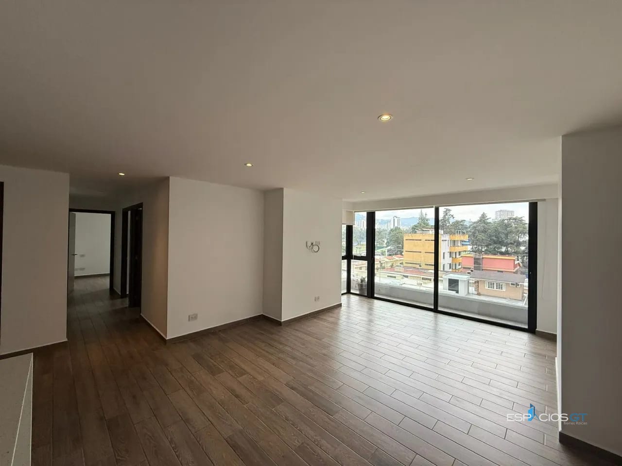 APARTAMENTO 3 HAB. PARQUE 15, ZONA 15 — Apartamento en Alquiler en Zona 15, Guatemala, Ciudad — foto 1 de 8