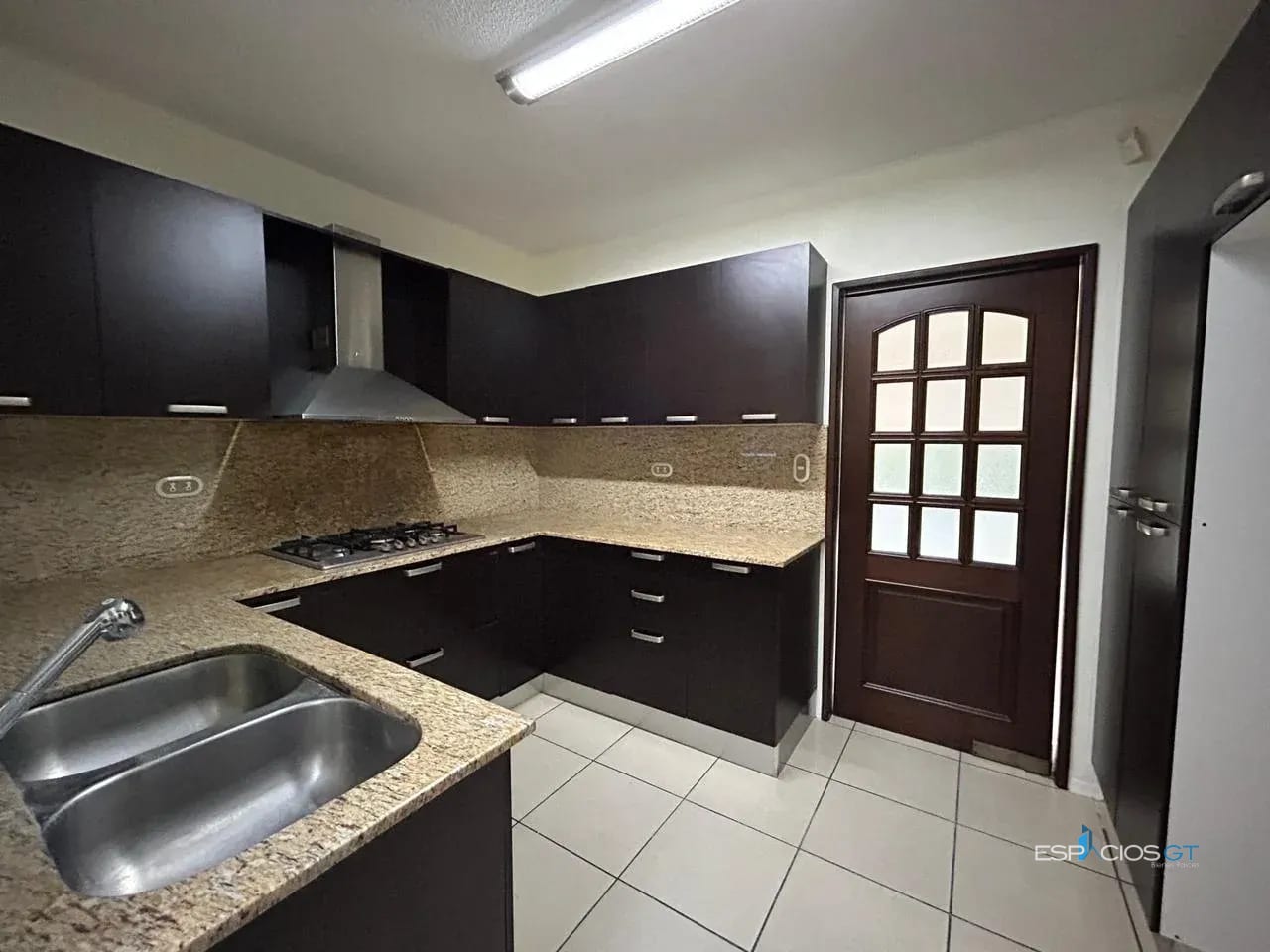 š” CASA | ALAMEDA DE SAN ISIDRO ZONA 16 ā Casa en Alquiler en Alamedas de San Isidro, Zona 16, Guatemala, Ciudad ā foto 5 de 12