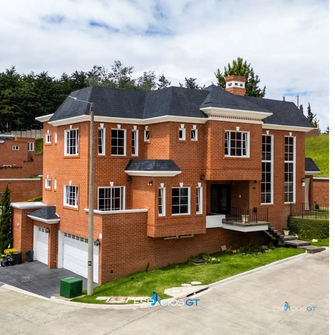 Hermosa casa con amplio jardín y terreno adicional Km. 16.5 CAES — Casa en Venta en Carretera a El Salvador, Guatemala, Ciudad — foto 2 de 6