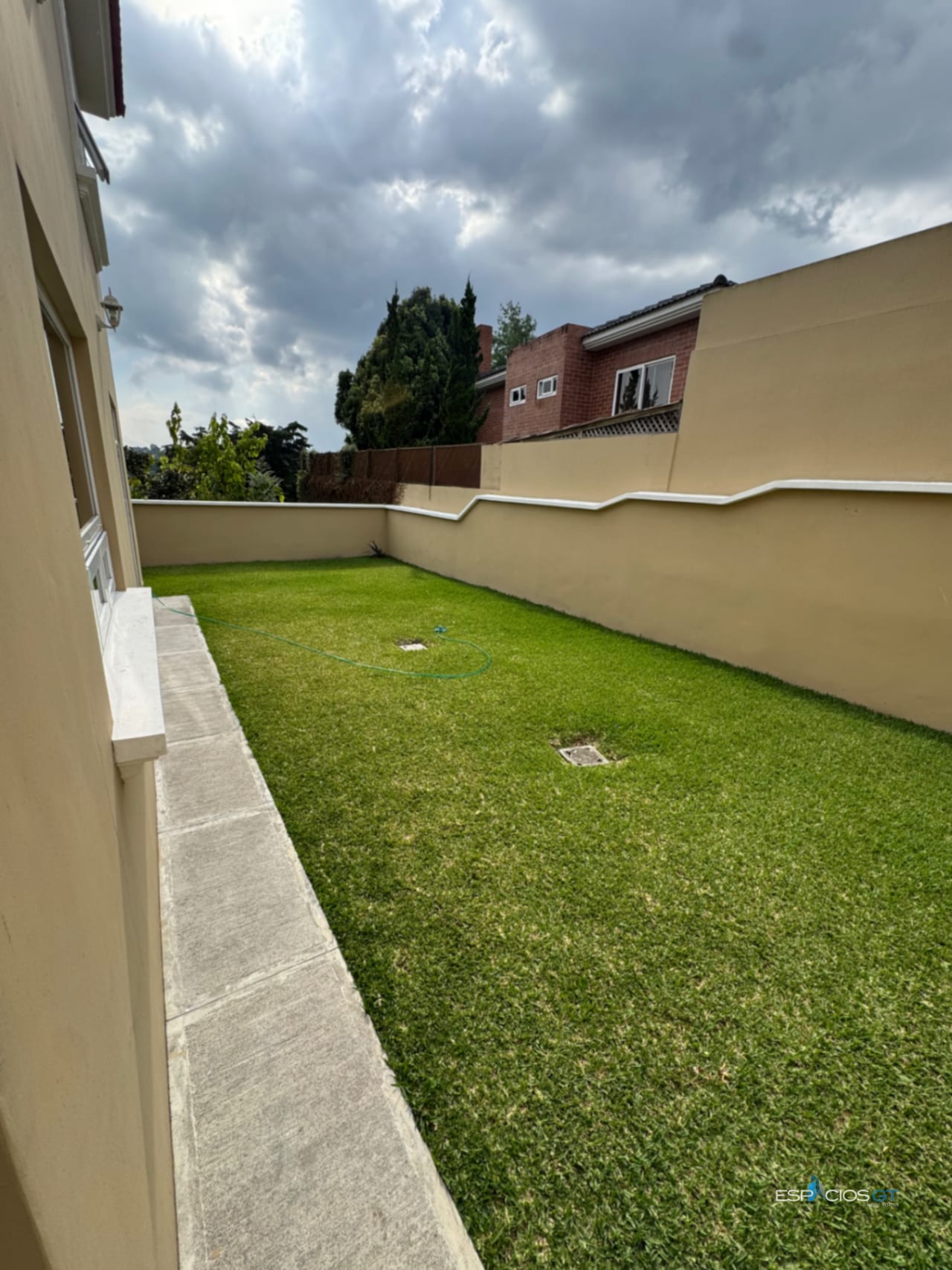 Casa en Condominio La Foresta, CAES Km. 20.5 entrada a Fraijanes — Casa en Alquiler en La Foresta, Carretera a El Salvador, Guatemala, Ciudad — foto 9 de 12