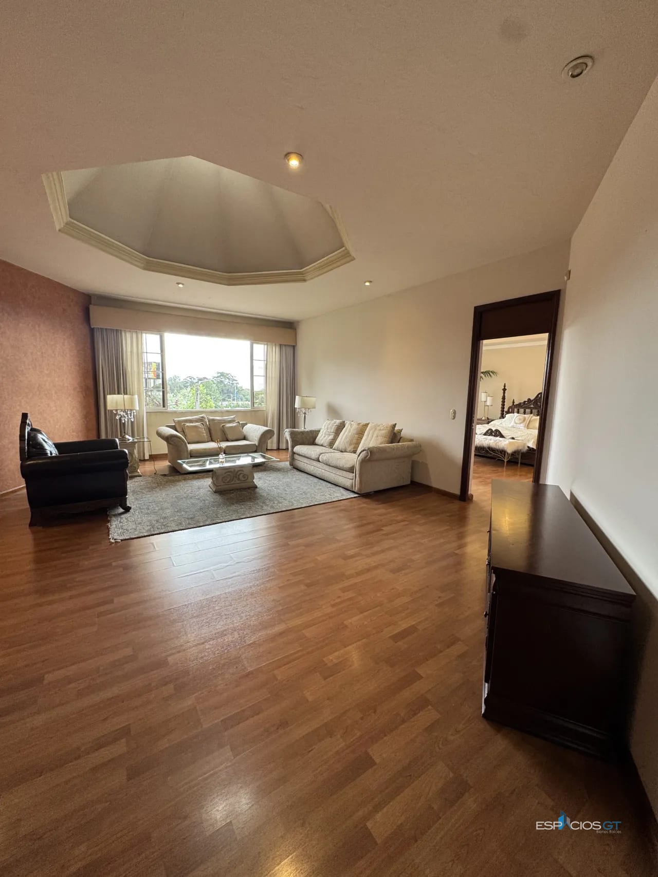 Casa| Puerta del Valle | Zona 1 Mixco 💰 US$430,000 Neg — Casa en Venta en Zona 1 Mixco, Guatemala, Ciudad — foto 5 de 12